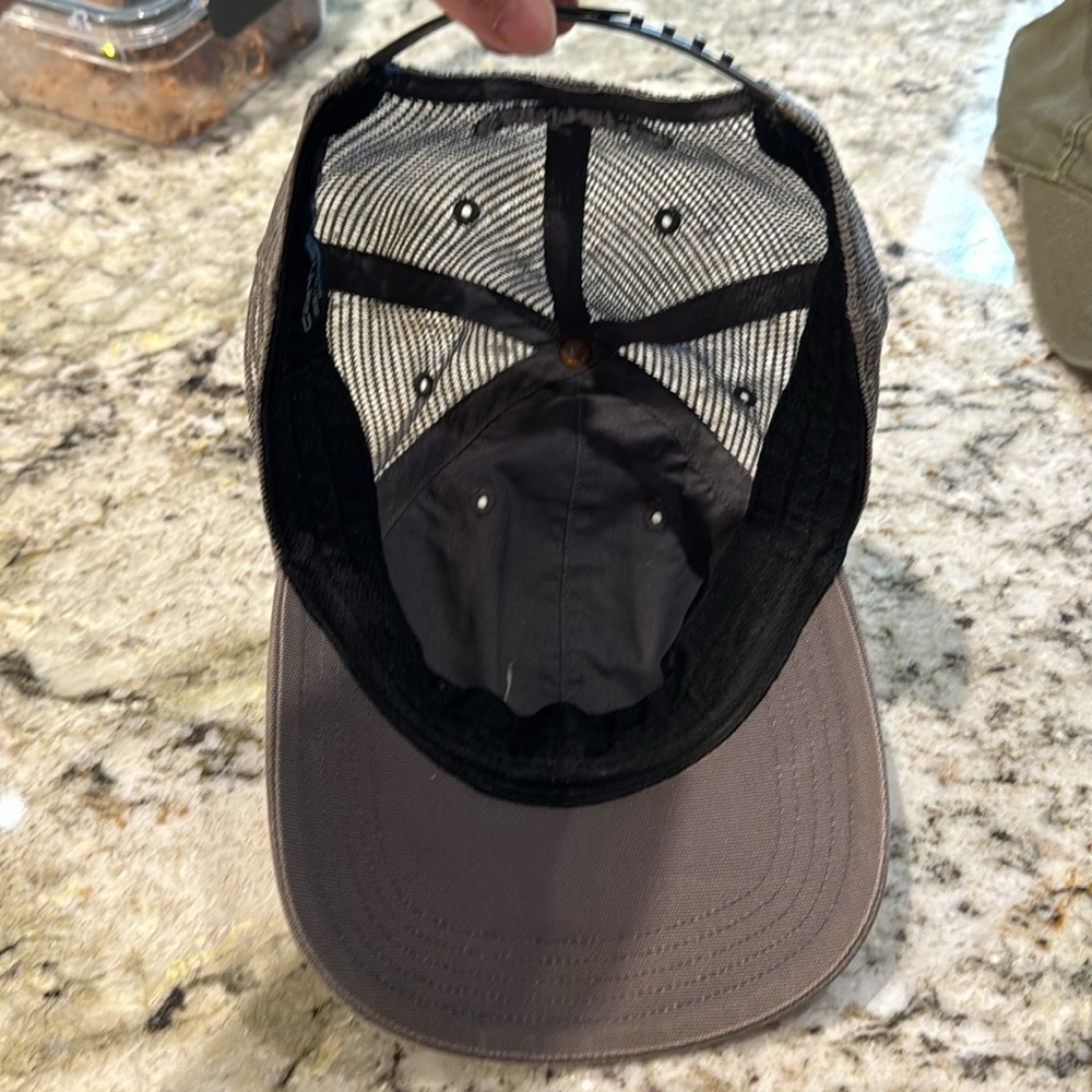 Carhartt Caps - Picture 9 of 9